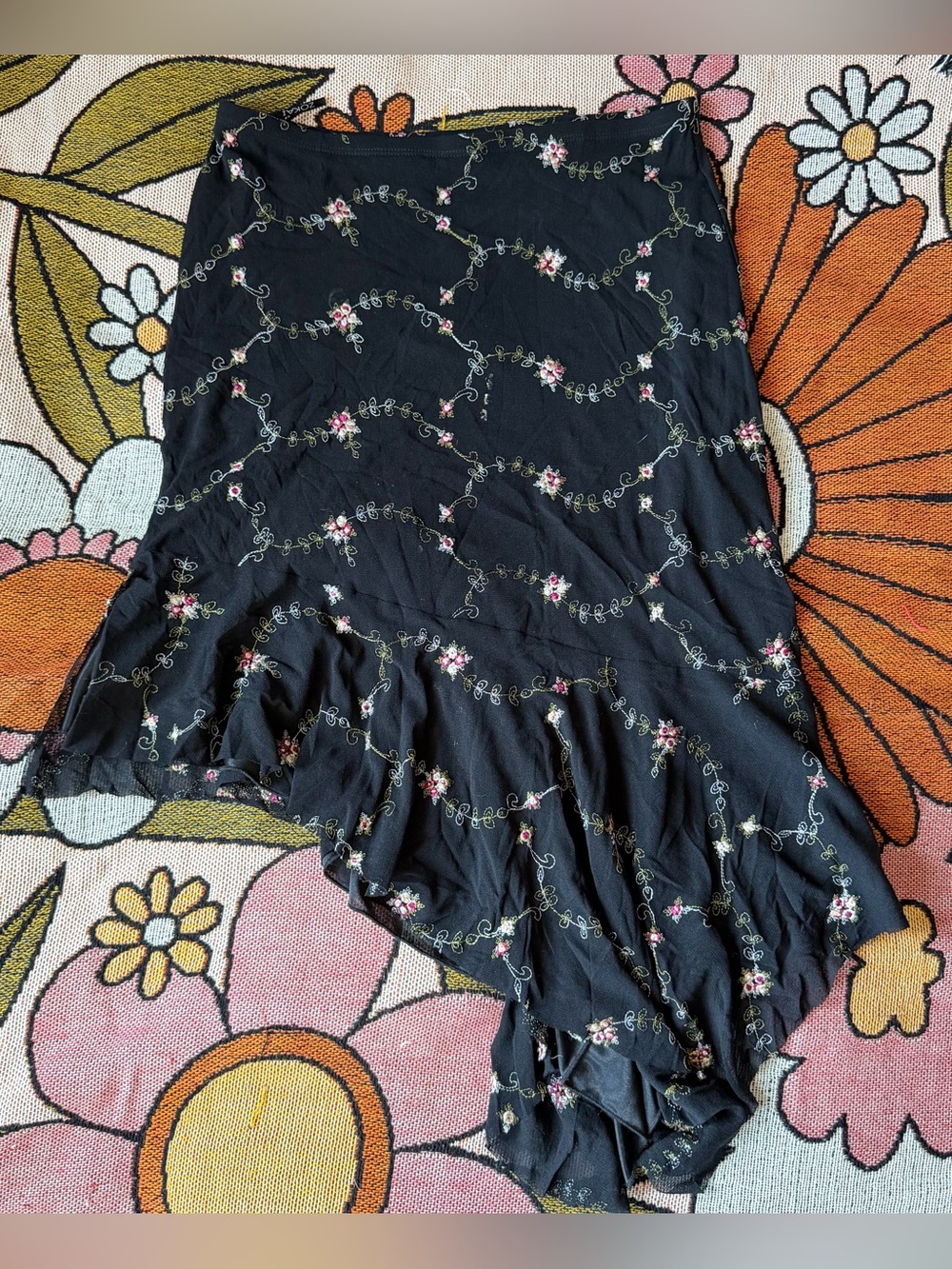 Vintage 90s Embroidered Assymetric Hem Midi Skirt Black Size XL